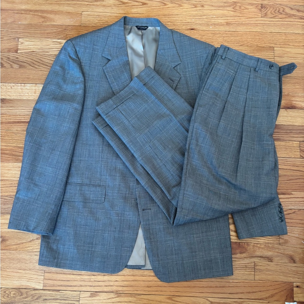 bill blass Gray Windowpane Wool-Blend Suit Jacket & Trousers XL